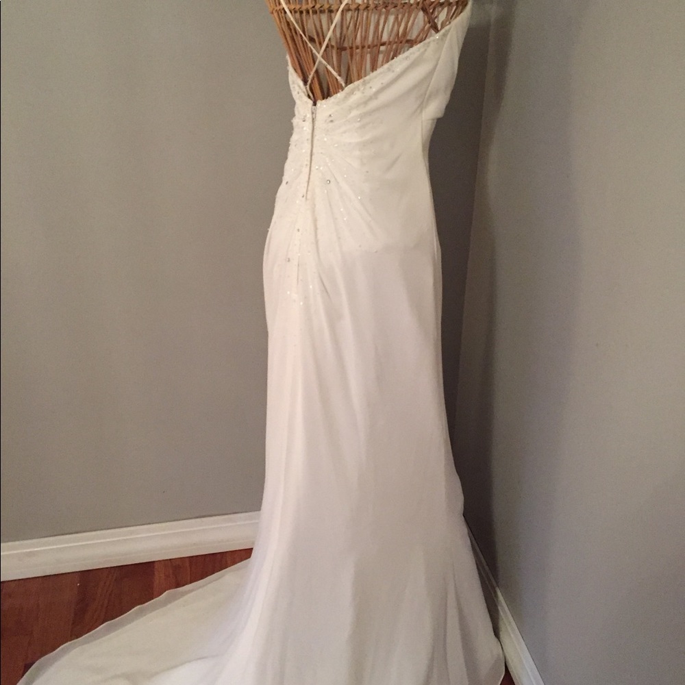 David’s Bridal Galina Wedding Dress Size 4 Ivory